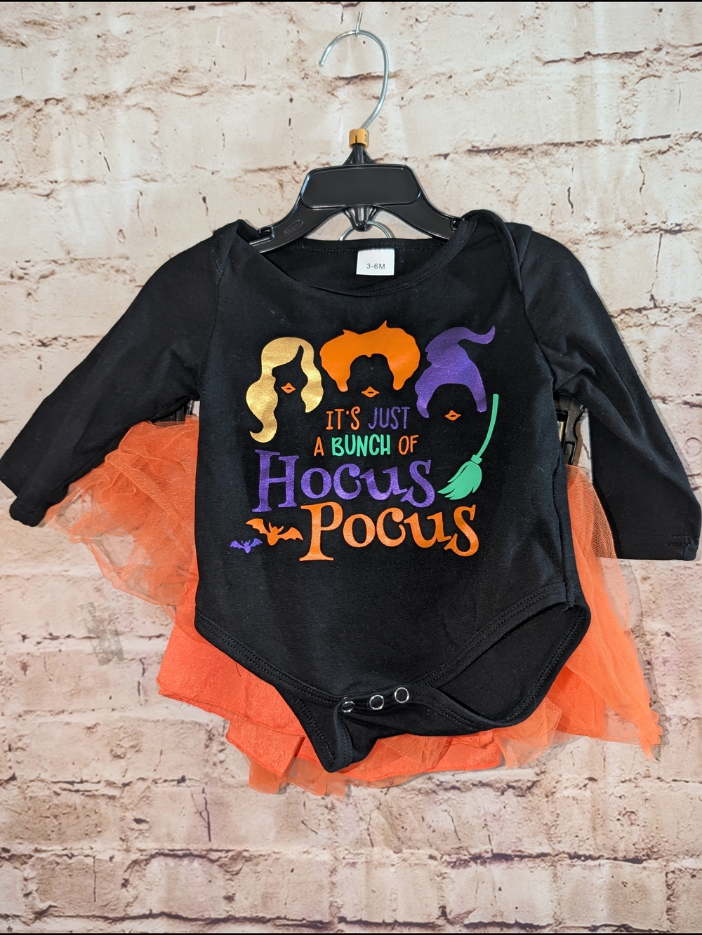 ~Hocus Pocus Baby Girl Outfit Halloween 3-6 MonthsComes with bodysuit, tutu skir